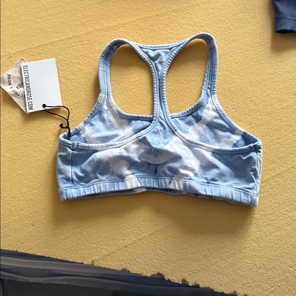 Electric & Rose Sports bra Size Medium NWT - Picture 2 of 3